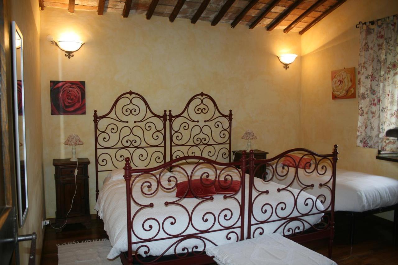 B & B I Melograni Porano Exterior photo